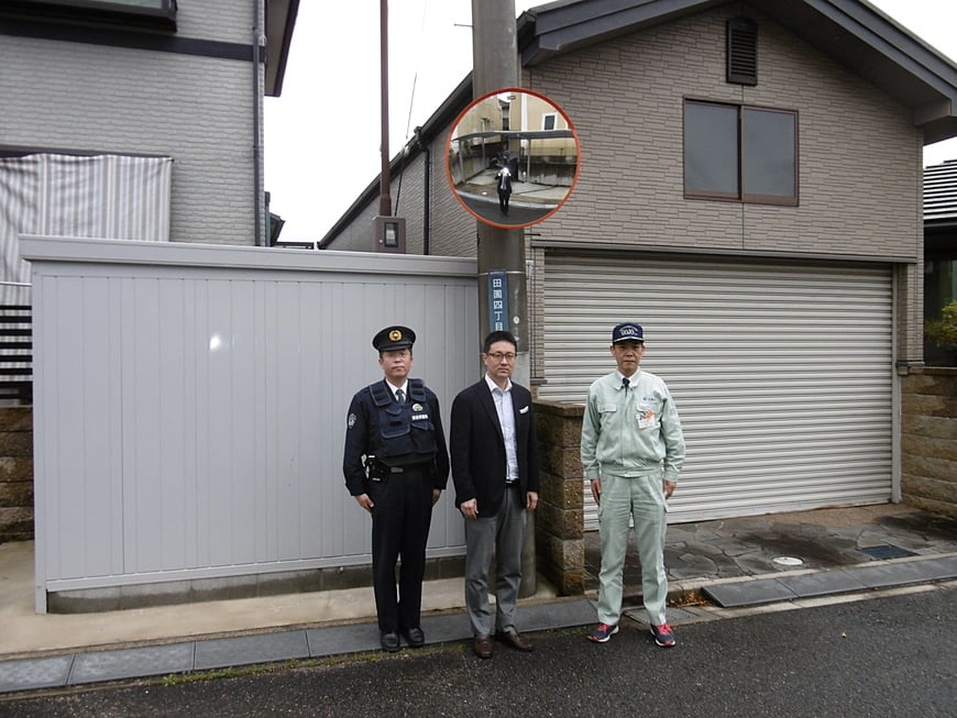 右から五條警察様、吉野、五條市様